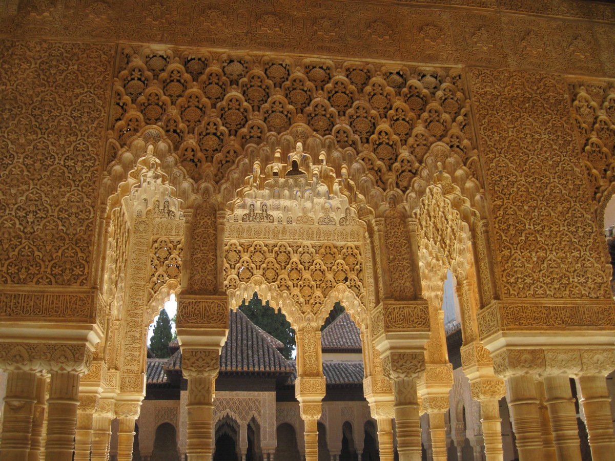 48- Alhambra- Pareti e archi